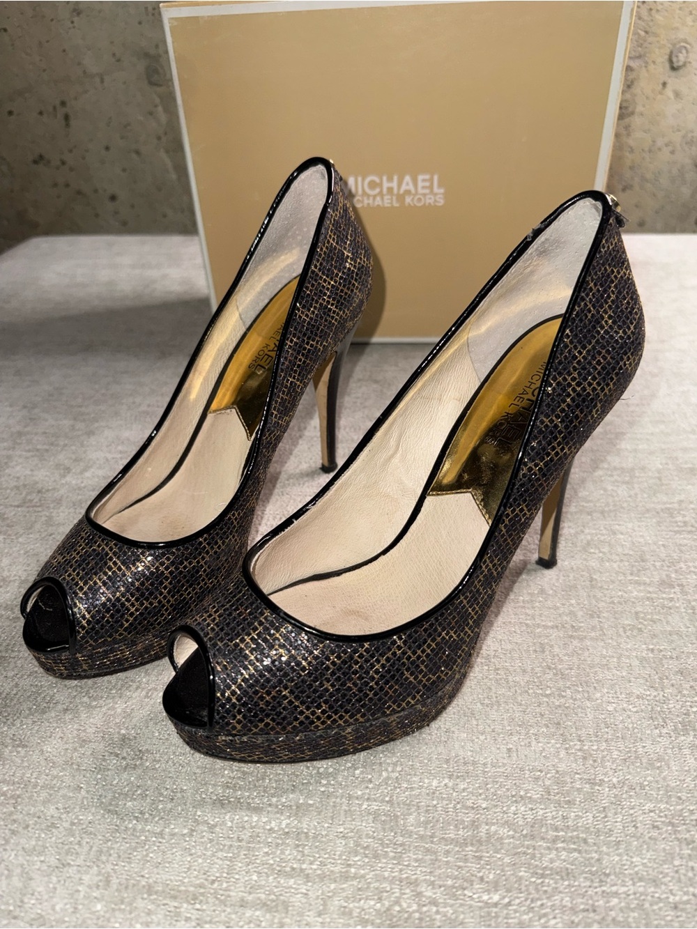 Michael Kors York Cheetah Glitter Platform Heels 7.5M Box